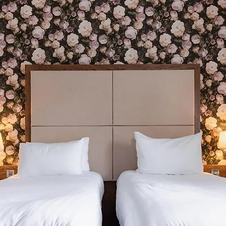 Customs House Country Inn Belcoo Room photo