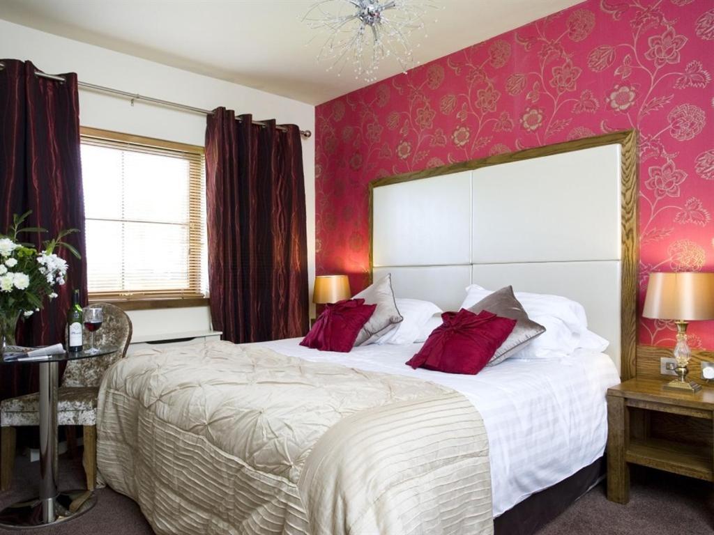 Hotel Customs House Country 4*