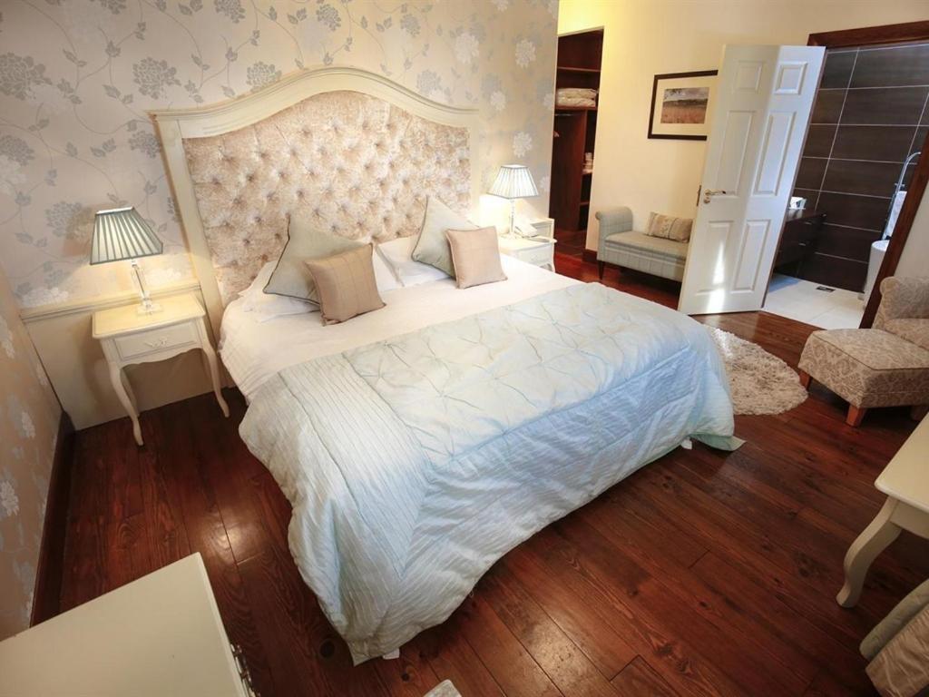 Customs House Country Hotel