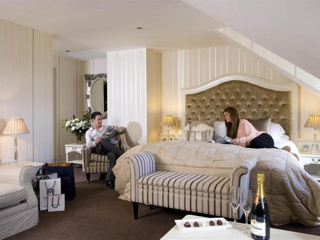 Customs House Country Hotel