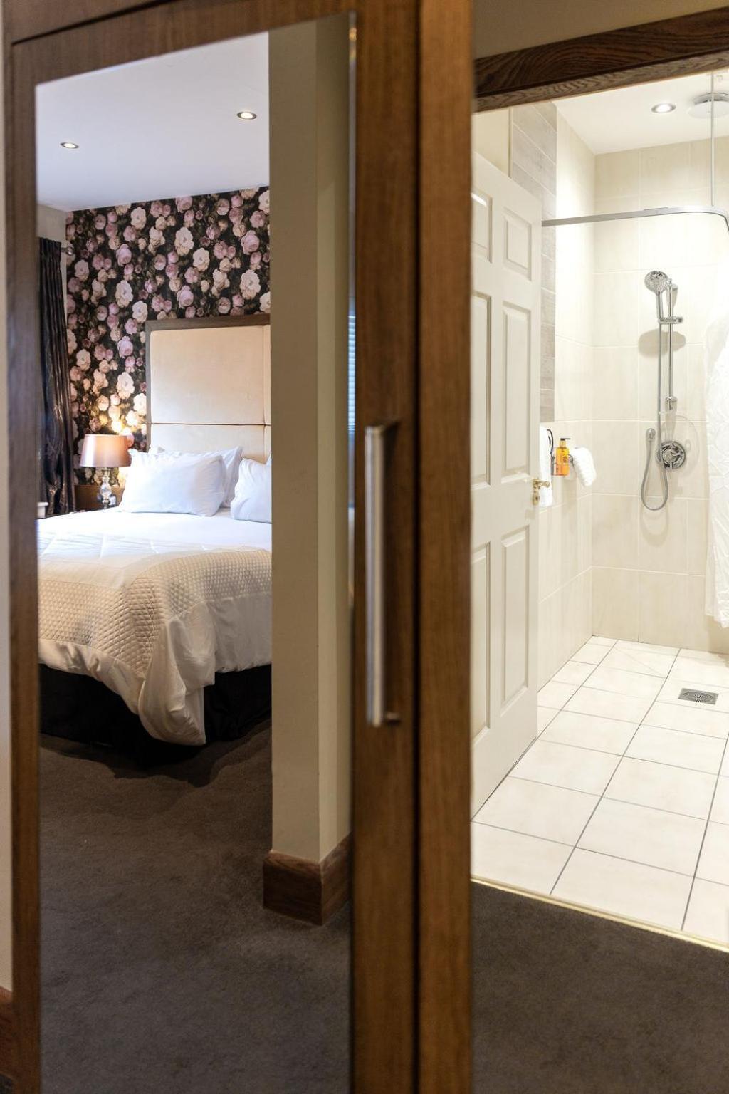 Customs House Country 4*