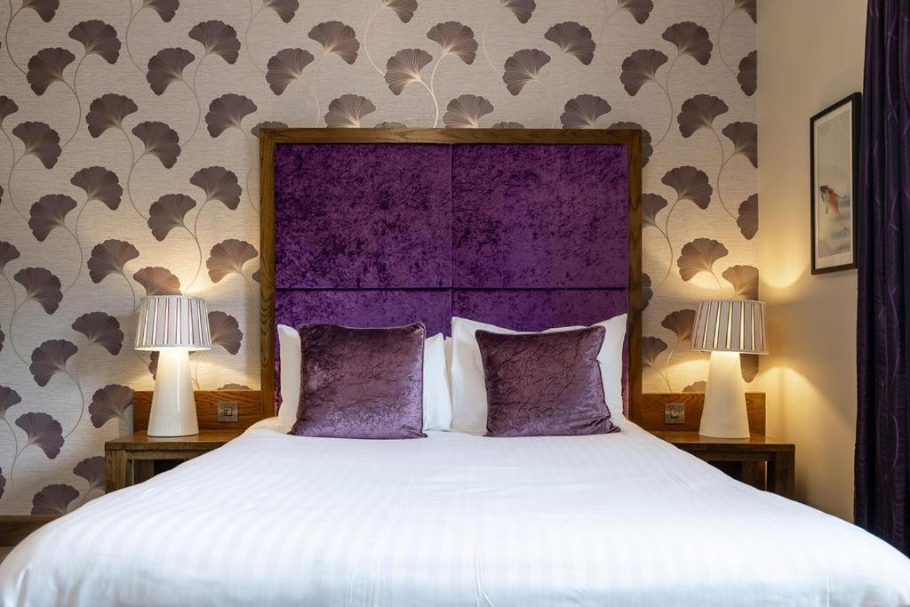 Hotel Customs House Country 4*
