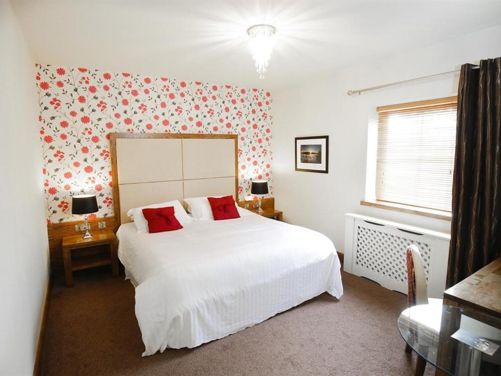 Customs House Country Hotel Belcoo